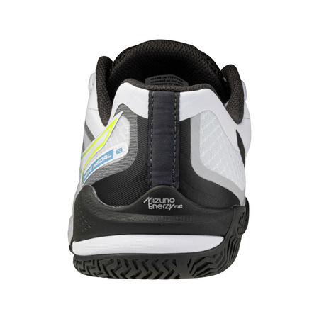 Sport Shoes MIZUNO Wave Medal 8 white / black
